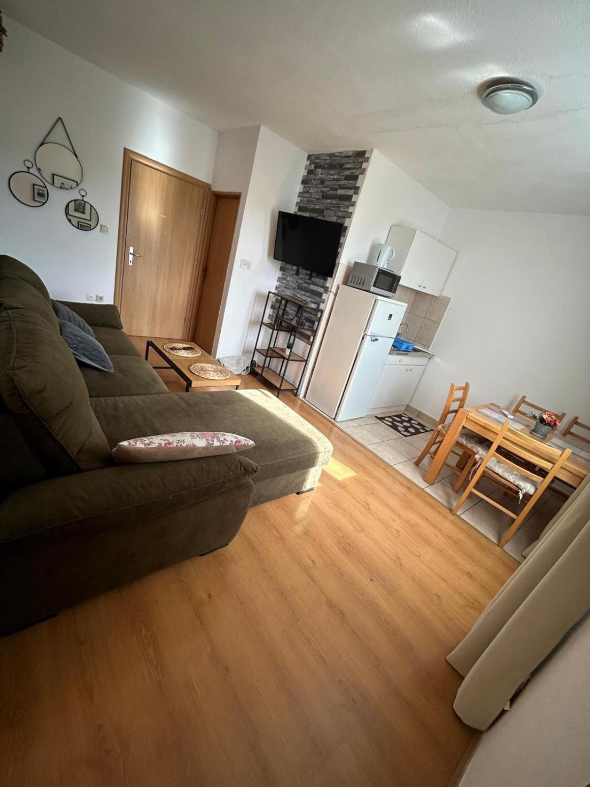 Apartmani Grgic Trogir Zewnętrze zdjęcie
