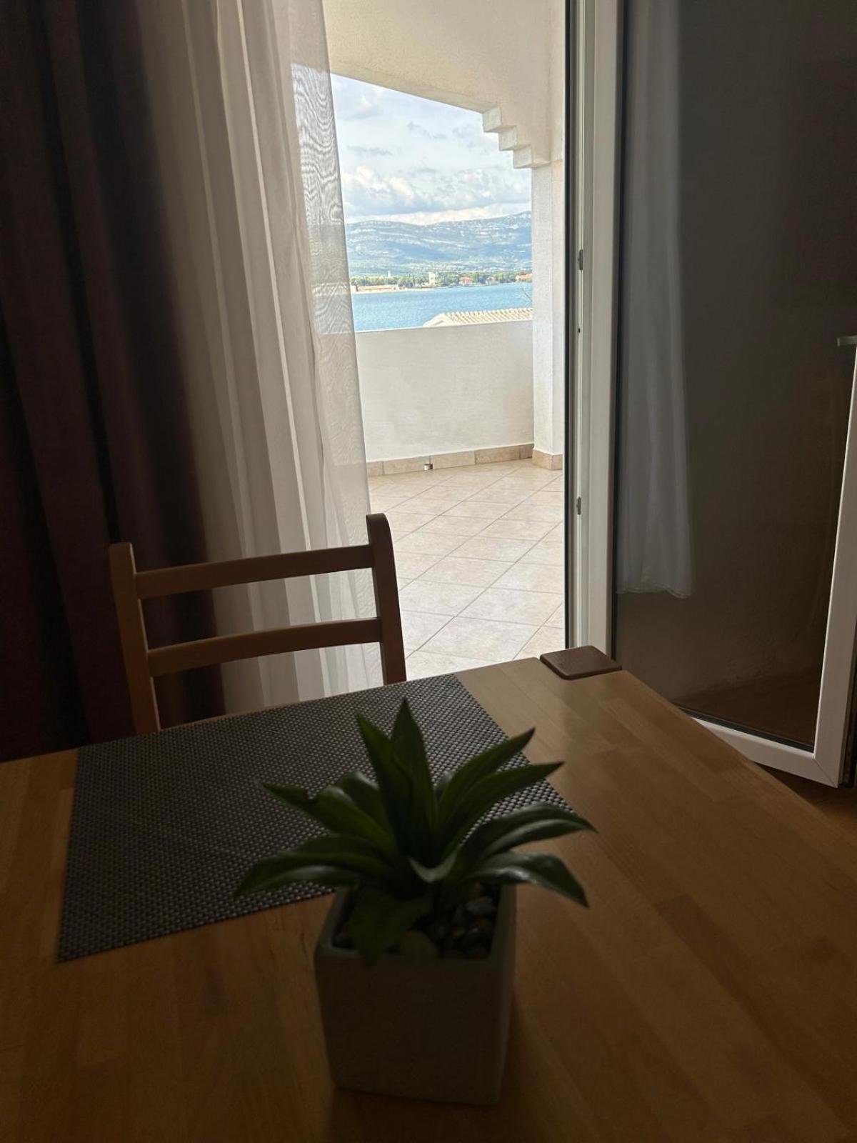 Apartmani Grgic Trogir Zewnętrze zdjęcie
