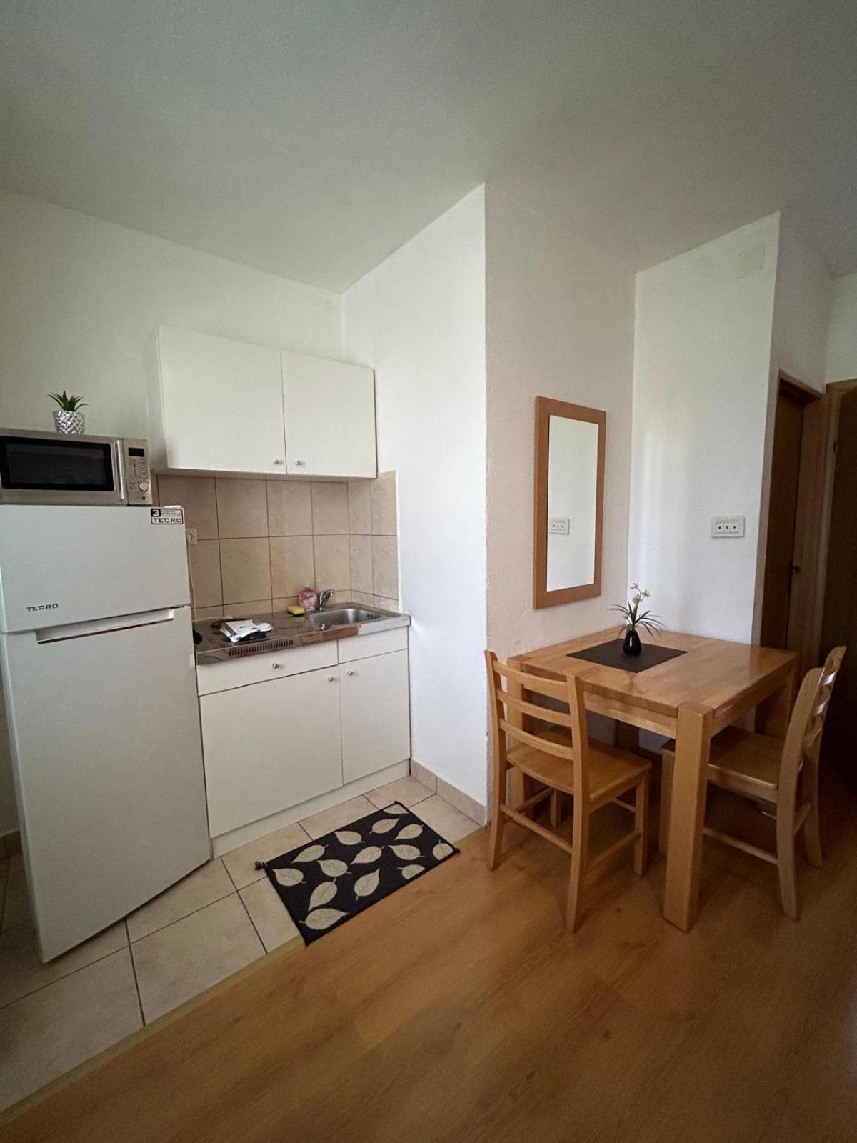 Apartmani Grgic Trogir Zewnętrze zdjęcie