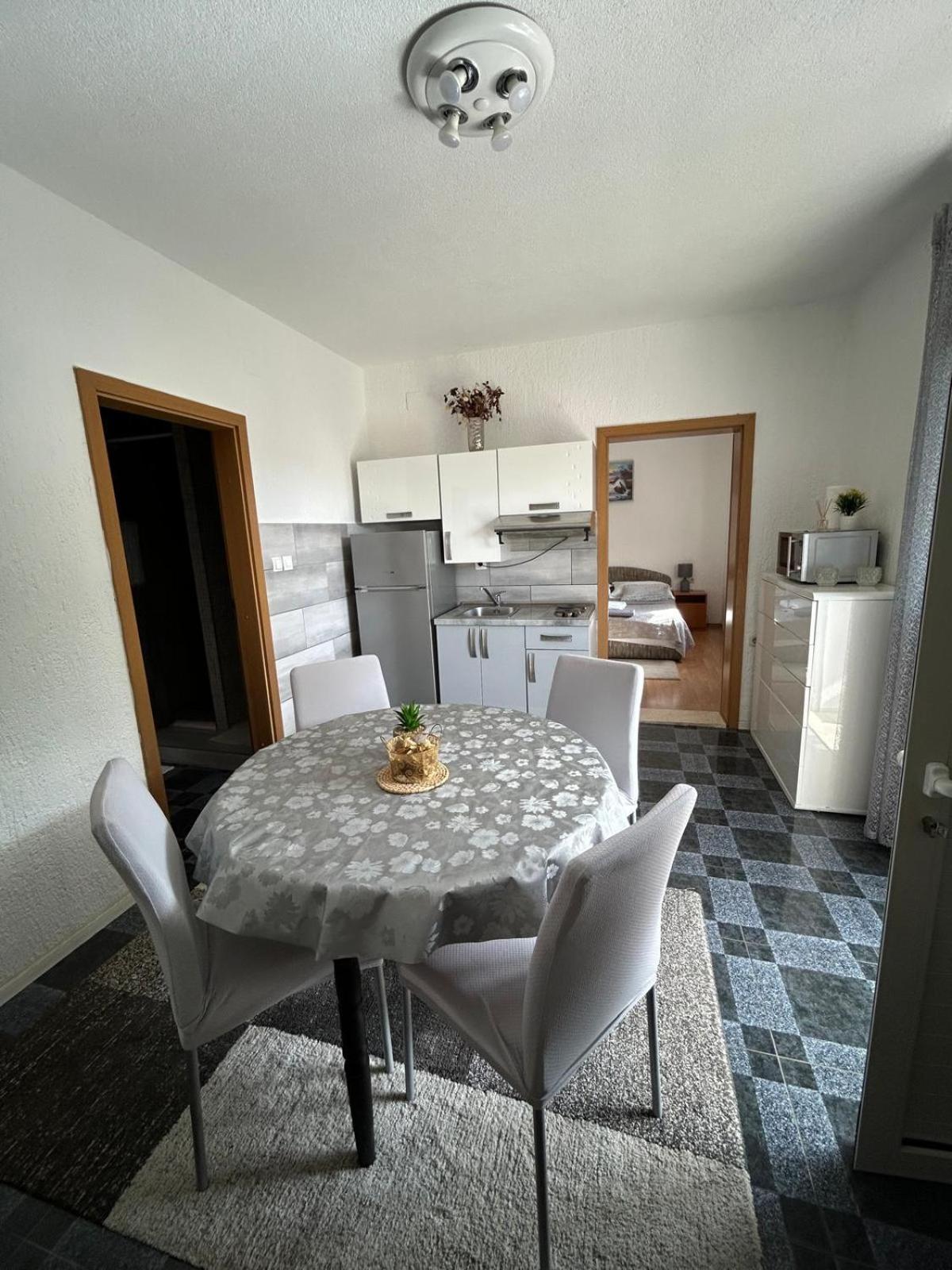 Apartmani Grgic Trogir Zewnętrze zdjęcie